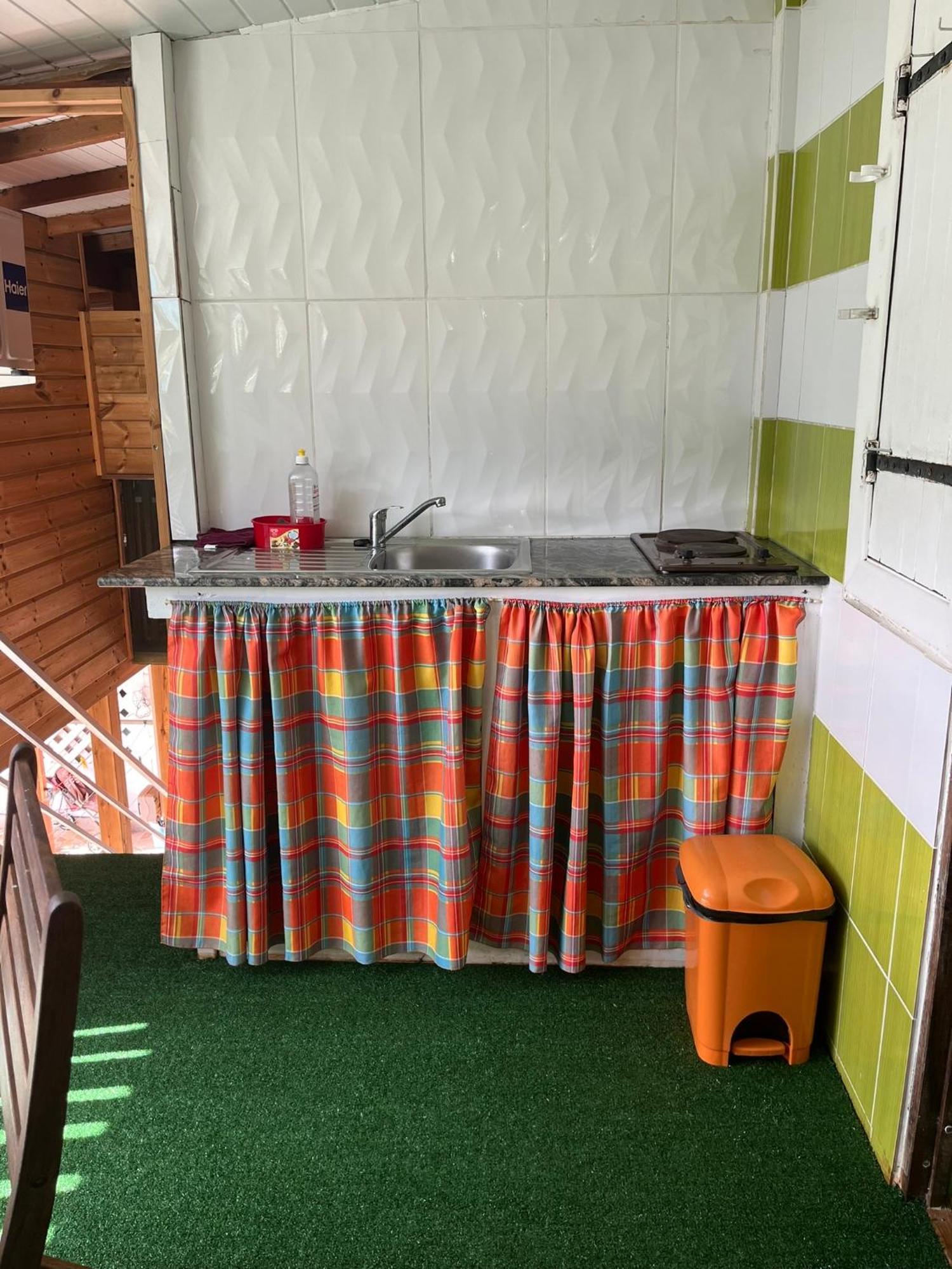 Vacances Chez Heleneb Sainte-Anne  Exteriér fotografie